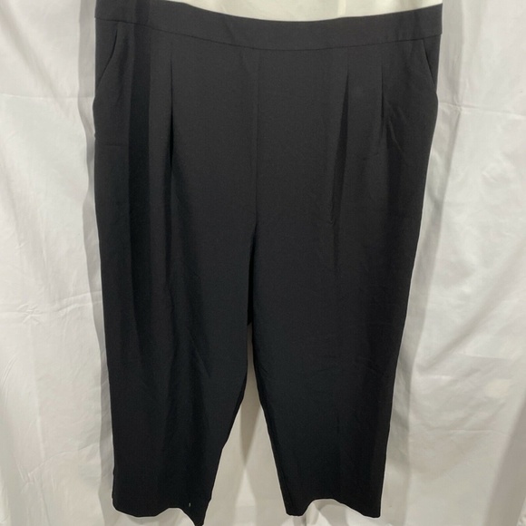 NEW Vince Camuto [‎ PLUS 22W ] Kors Square Neck with Bow Crepe Jumpsuit - Picture 9 of 12